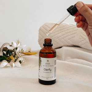 Clarify cleansing oil, 50ml, in an amber bottle with a choice of screw or dropper top